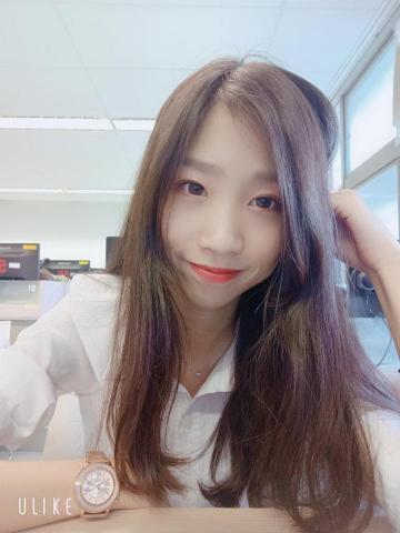 提供兒童美語會話服務的專家黃音慈Julian