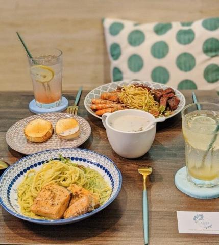 肉依小姐吃什麼 - 台中美食
芮珥義大利麵