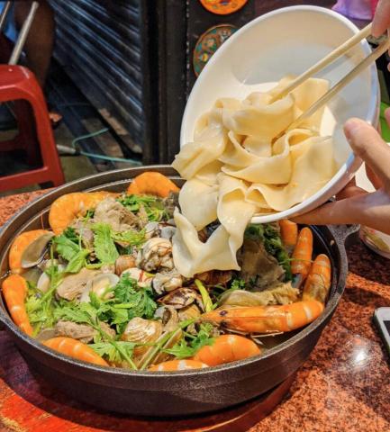 肉依小姐吃什麼 - 新竹美食
青丹扎西西藏料理