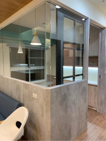 森凱室內裝潢工程 - 玻璃木作隔間