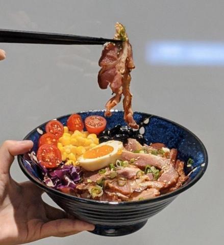 肉依小姐吃什麼 - 新竹美食
寫樂亭