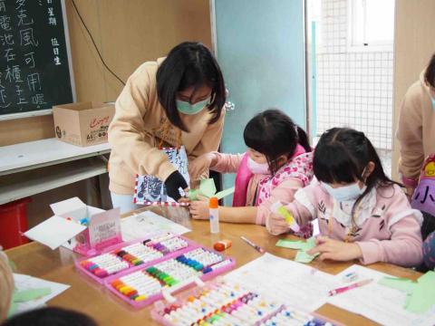 黃文宜 - 2020返鄉服務時的照片