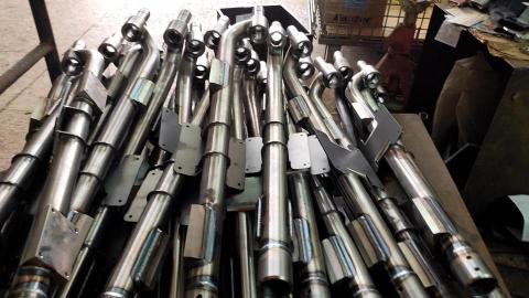 ,蓮川熔接有限公司 - 焊接加工