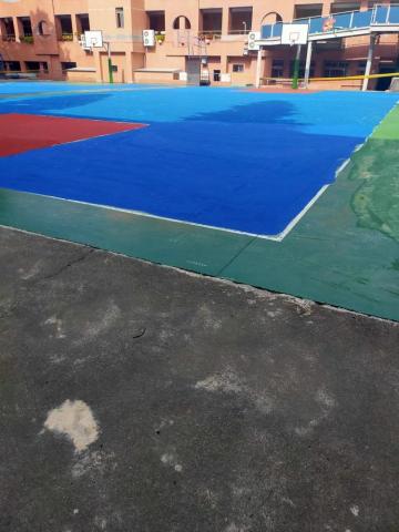 謝芷頤 - 球場施作