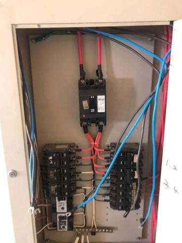 承鑫水電冷氣工程行 - 屋內線路更換前