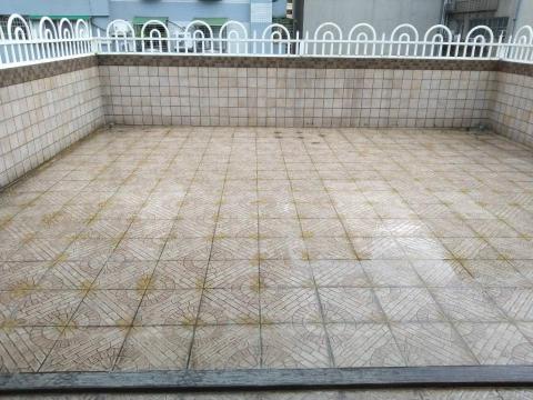 服務~熱誠，防水抓漏   專業團隊  專業儀器測漏～ - 施工前的素面清洗