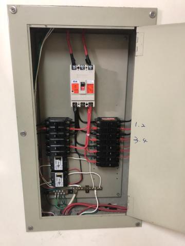 承鑫水電冷氣工程行 - 屋內線路更換後