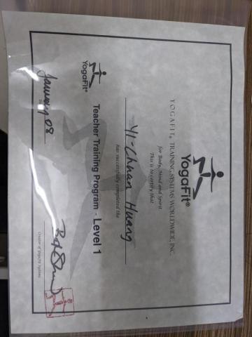 靖錞 - yogafit level 1