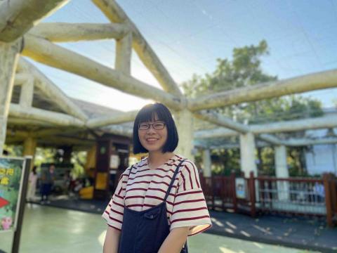 提供烏克麗麗服務的專家Vanessa