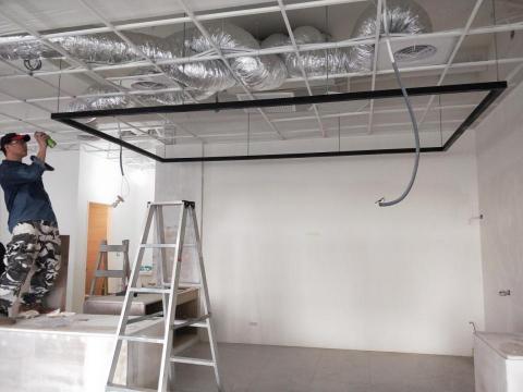 鋼毅工程行 - 懸吊訂製鐵架