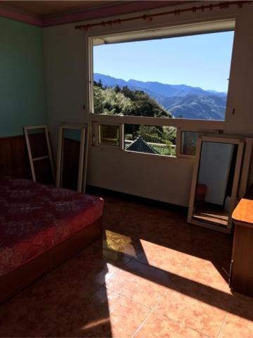 嘉欣居家清潔有限公司 - 民宿套房玻璃清潔窗溝