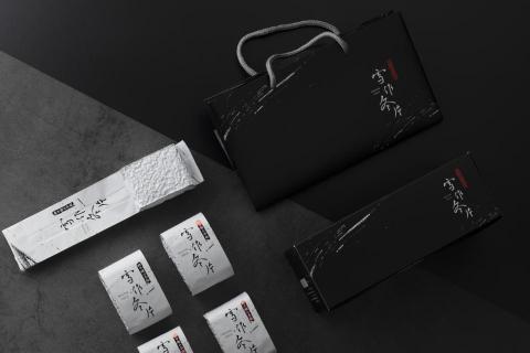 劉佳佳 - 茶葉包裝靜態攝影（棚拍）