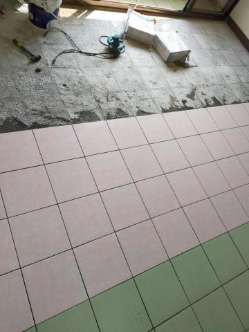大台中居家修改小工程 - 貼地磚30乘30 大台中居家修改小工程 - 貼地磚30乘30