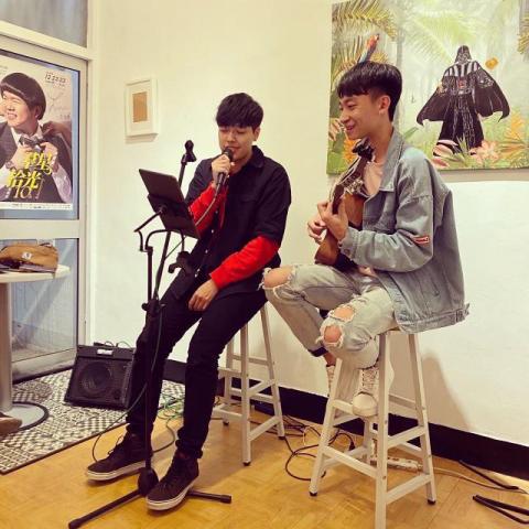 蔡嘉洺 - 藍杯茶 駐唱