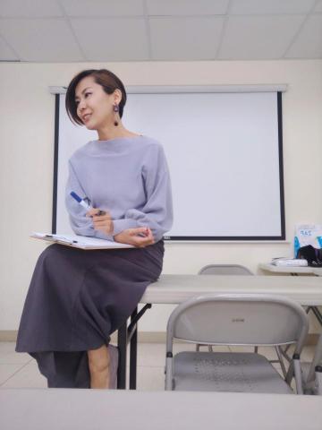 你的專屬傳譯師 - 成人英語班授課