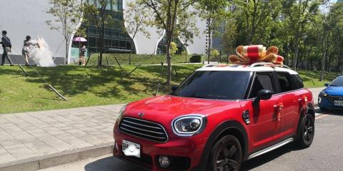 Happy  time  MINI禮車 - 