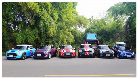 Happy  time  MINI禮車 - 