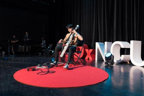人生好喃影像製作有限公司 - TEDxNCU 團隊形象影片
《我們的防疫作戰》