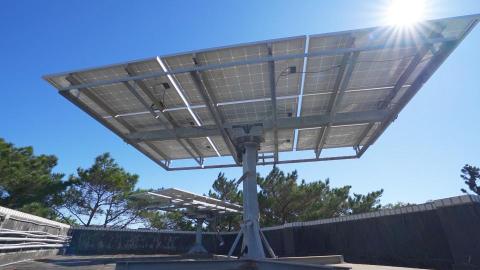 人生好喃影像製作有限公司 - 中央大學機械系能源宅急便