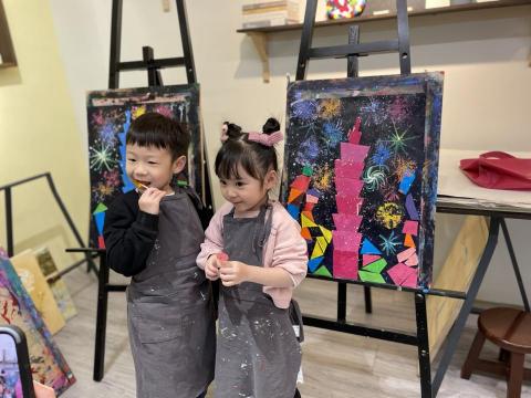 幼兒繪畫 - 幼兒多媒材繪畫