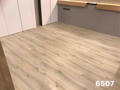 木地板那件小事 - 