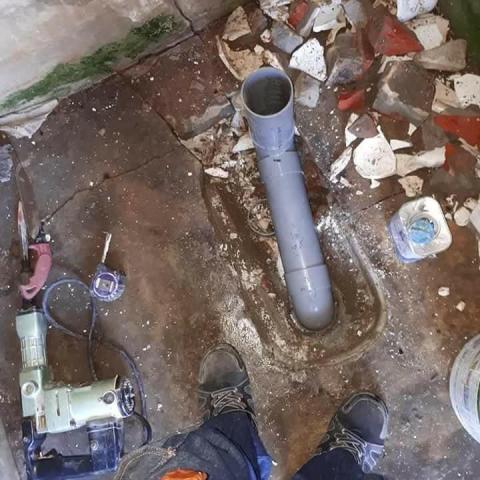 陳育新 - 蹲式馬桶改做式馬桶