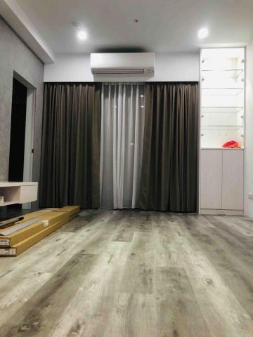 杰輝室內裝潢工程行 專業地板、窗簾、矽利康 - SPC卡扣地板+窗簾