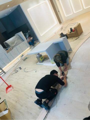 杰輝室內裝潢工程行 專業地板、窗簾、矽利康 - spc卡扣地板造型