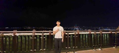 黃俊雄 - 在內湖碧山巖拍攝