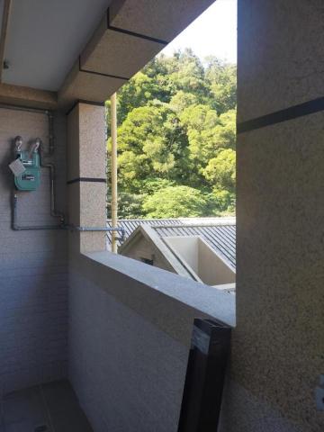 品信鋁門窗 - 新店伴山別墅陽台窗施工前 品信鋁門窗 - 新店伴山別墅陽台窗施工前