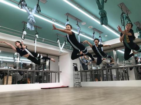 🕊BeFree🌼皮拉提斯/核心訓練/體重管理🍎 - 中秋節-嫦娥奔月