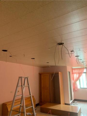 梁宏義 - 住宅坎燈拉線