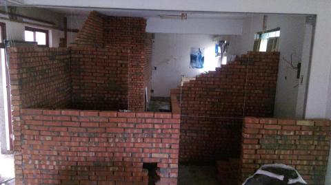 房屋翻修工程 - 