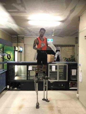 提供孫盛希服務的專家元希塗料工坊