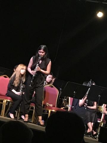 音樂老師 羅老師 - 於法國爵士音樂節與幼獅管樂團演奏協奏曲