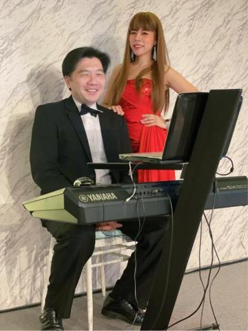 ShinyBand / 閃亮琴人 / 婚禮樂團 /活動樂團/ - 雙人組 ShinyBand / 閃亮琴人 / 婚禮樂團 /活動樂團/ - 雙人組