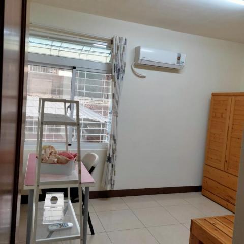 七彩油漆工程 - * 房間改色刷新 * 