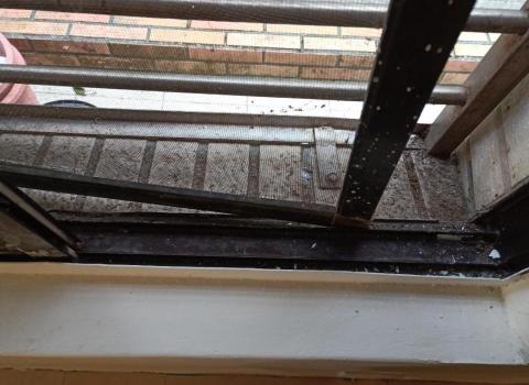 安心居家企業社 - 居家清潔_窗戶清潔前 安心居家企業社 - 居家清潔_窗戶清潔前