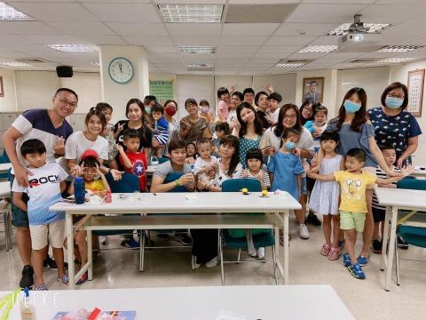 波波老師 - 富邦人壽授課(角落生物證件夾)