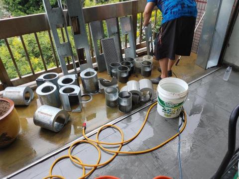 冷氣空調 祥恩工程行 - 埋入式清潔清洗