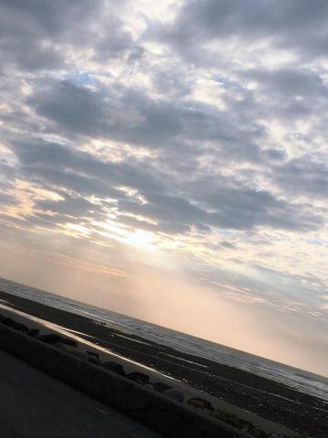 提供北投高中服務的專家佳邦