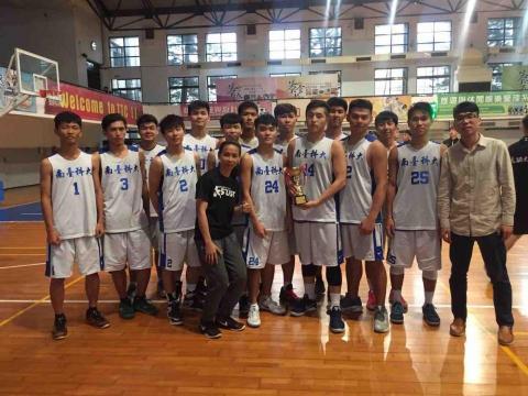 Andy - 南區 分區男籃第三名