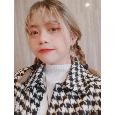 提供uiux意思服務的專家陳慧姍