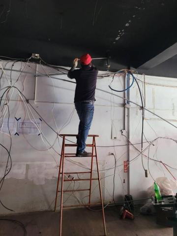 榮泰工程 - 新竹天花板輕鋼架拆除（2）