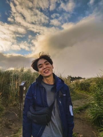 提供蔡侑霖ptt服務的專家蔡欣原