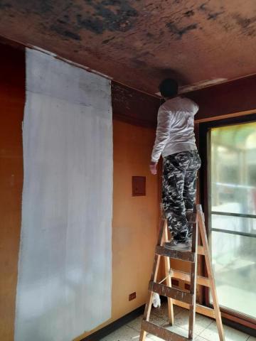 鄭仁彰 - 油污牆油漆粉刷