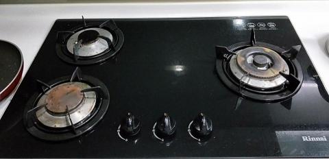 謝小姐居家清潔職人（謝依蓉） - 