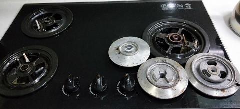 謝小姐居家清潔職人（謝依蓉） - 清潔中