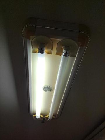 林志成 - 傳統日光燈線路更改為LED線路