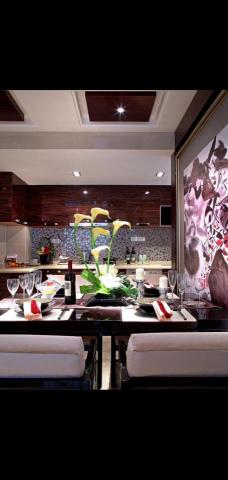 Jamrs Bond Interior design - 
